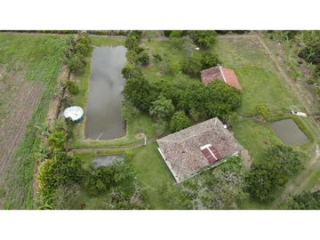 VENDO FINCA EN SANTA ELENA (CERRITO VALLE) T.P 7983343