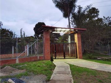 VENDO CASA CAMPESTRE EN DAGUA K34 T.P 7983354