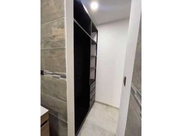 SE VENDE CASA B/ LOS AMIGOS 2000 JAMUND T.P