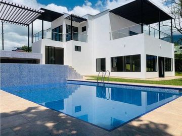 VENTA FINCA EL LAGO CALIMA DARIEN.  W 7983517  L.G