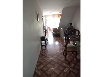 Se vende casa en Cali Barrio Santa Elena JV - JPG (W7983870)