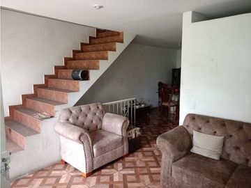 Se vende casa en Cali Barrio Santa Elena JV - JPG (W7983870)