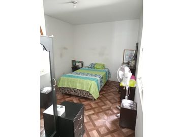 Se vende casa en Cali Barrio Santa Elena JV - JPG (W7983870)