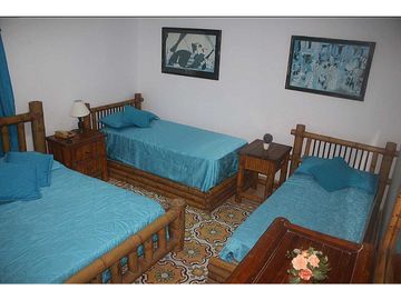 SE VENDE Ó SE ALQUILA CASA HOTEL EN CARTAGENA T.P