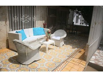 SE VENDE Ó SE ALQUILA CASA HOTEL EN CARTAGENA T.P