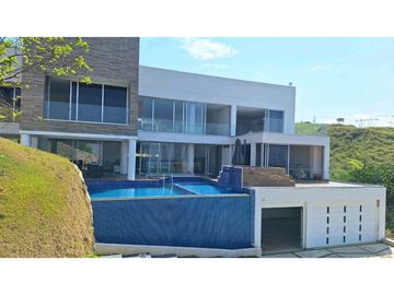 Venta alquiler de casa luxury amoblada en Potrerito Jamundi JM-7984005