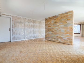 Penthouse dúplex con piscina privada en EL Golf