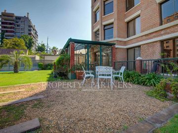 Penthouse dúplex con piscina privada en EL Golf