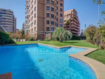 Penthouse dúplex con piscina privada en EL Golf