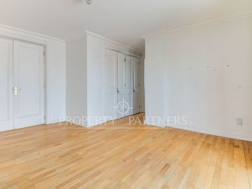 Penthouse dúplex con piscina privada en EL Golf