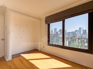 Penthouse dúplex con piscina privada en EL Golf