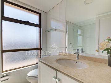Penthouse dúplex con piscina privada en EL Golf
