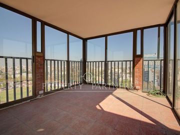 Penthouse dúplex con piscina privada en EL Golf