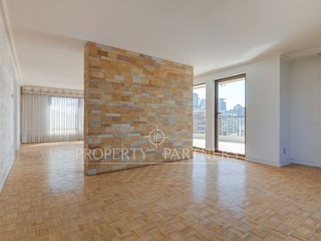 Penthouse dúplex con piscina privada en EL Golf