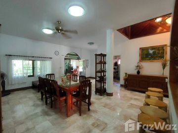 3 bedrooms with private swimming pool