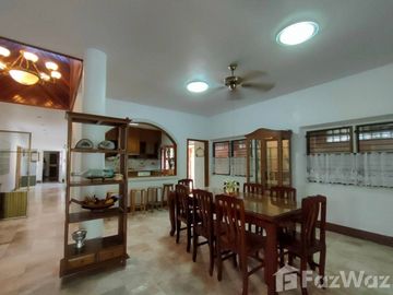 3 bedrooms with private swimming pool
