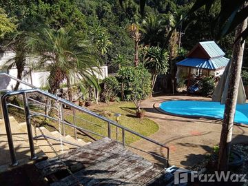 3 bedrooms with private swimming pool