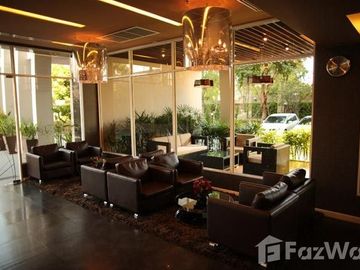 2 Bedroom Condo for sale at The Complete Narathiwat