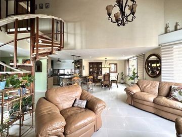 APARTAMENTO EN VENTA UBICADO EN MEDELLIN SECTOR LAURELES
