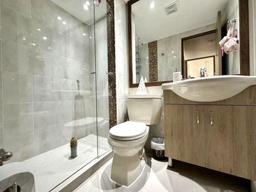 APARTAMENTO EN VENTA UBICADO EN MEDELLIN SECTOR LAURELES