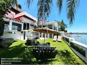 Casa en venta a orilla del lago! Gana +80mil mensuales si la rentas