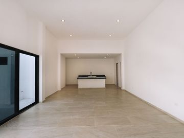 CASA EN VENTA EN MÉRIDA, BELLAVISTA DZITYÁ, UN PISO Y 3 HABITACIONES.