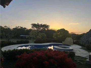 VENTA DE CASA EN RO GRANDE VILLA CAMPESTRE CON PISCINA