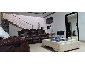 SE ALQUILA O SE VENDE CASA EN CONDADO DEL REY