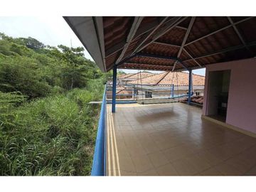 SE ALQUILA O SE VENDE CASA EN CONDADO DEL REY