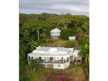 ARCHIPELAGO DE LAS PERLAS / ISLA SABOGA / 1600 / FRENTE AL MAR