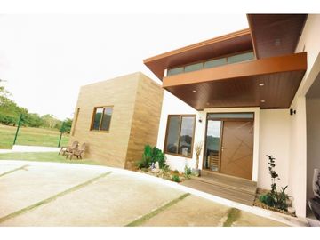PENONOME / SANTA MARIA VIA LA PINTADA /800 M2/ LINEA BLANCA  / TERRAZA