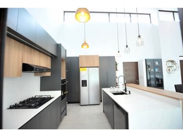 PENONOME / SANTA MARIA VIA LA PINTADA /800 M2/ LINEA BLANCA  / TERRAZA