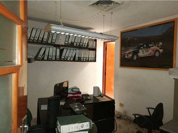 casa uso mixto en venta calle margaritas parque de las Palapas cancun