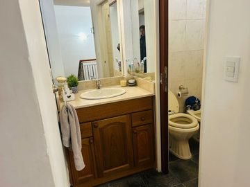 HERMOSO DUPLEX MUY LUMINOSO EN QUILMES OESTE
