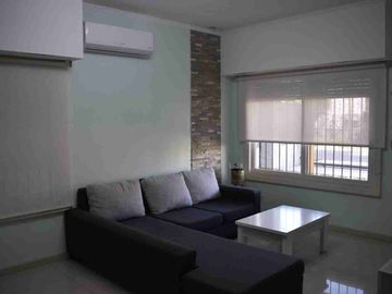 Venta Casa 4 Amb con Jardin y Pileta Luis Guillon