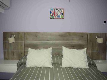 Venta Casa 4 Amb con Jardin y Pileta Luis Guillon
