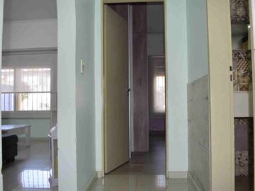 Venta Casa 4 Amb con Jardin y Pileta Luis Guillon