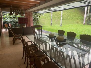 CASA EN VENTA UBICADA EN EL POBLADO SECTOR ALTOS DEL POBLADO