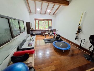CASA EN VENTA UBICADA EN EL POBLADO SECTOR ALTOS DEL POBLADO