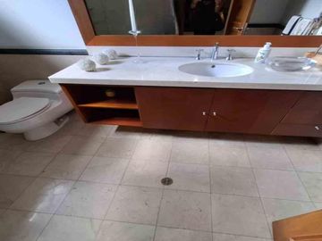 CASA EN VENTA UBICADA EN EL POBLADO SECTOR ALTOS DEL POBLADO