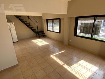 PH 3 ambientes - 2 domitorios - Cochera - Villa Ariza - Ituzaingó Norte