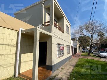 PH 3 ambientes - 2 domitorios - Cochera - Villa Ariza - Ituzaingó Norte