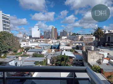 11 e/60 y 61- Depto c/cochera y baulera
