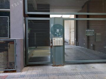 11 e/60 y 61- Depto c/cochera y baulera