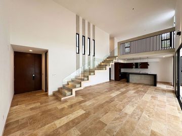 Venta de hermosa residencia con 4 recámaras en NorteMérida