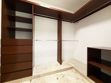 Venta de hermosa residencia con 4 recámaras en NorteMérida