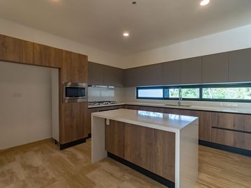 Venta de casa con 3 habitaciones en Privada Residencial Tamara