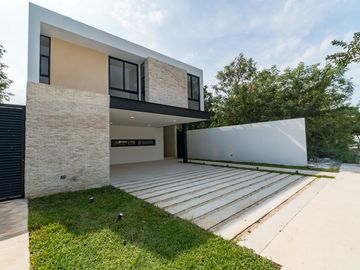 Venta de casa con 3 habitaciones en Privada Residencial Tamara