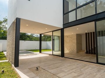 Venta de casa con 3 habitaciones en Privada Residencial Tamara