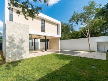 Venta de casa con 3 habitaciones en Privada Residencial Tamara